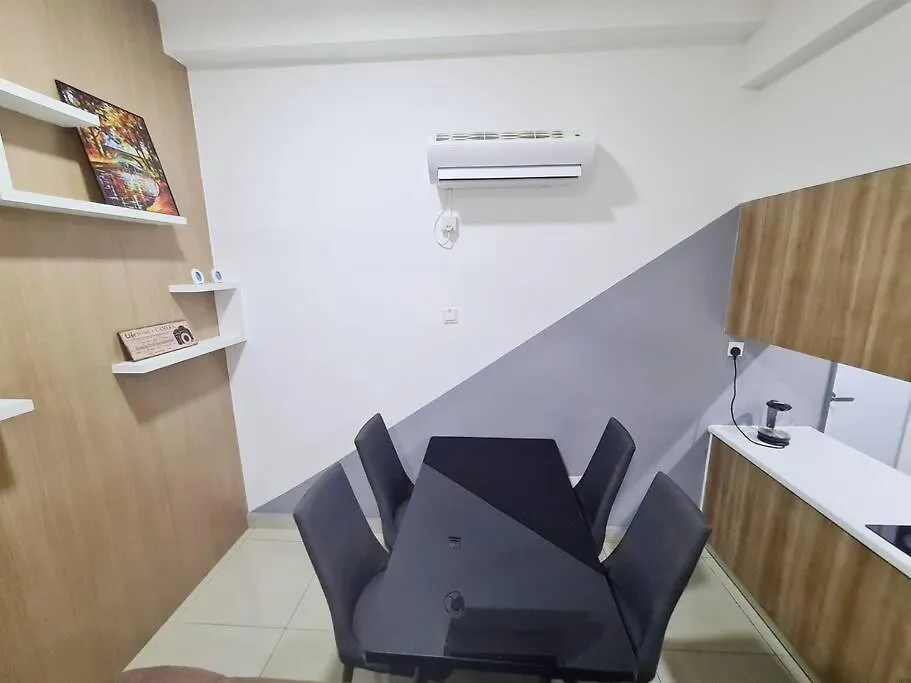 Muji Studio Lake View High Floor Palazio Mount Austin By Gdragon Homestay Johor Bahru Malaysia