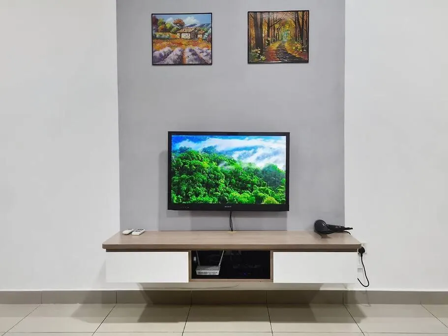 Muji Studio Lake View High Floor Palazio Mount Austin By Gdragon Homestay Johor Bahru