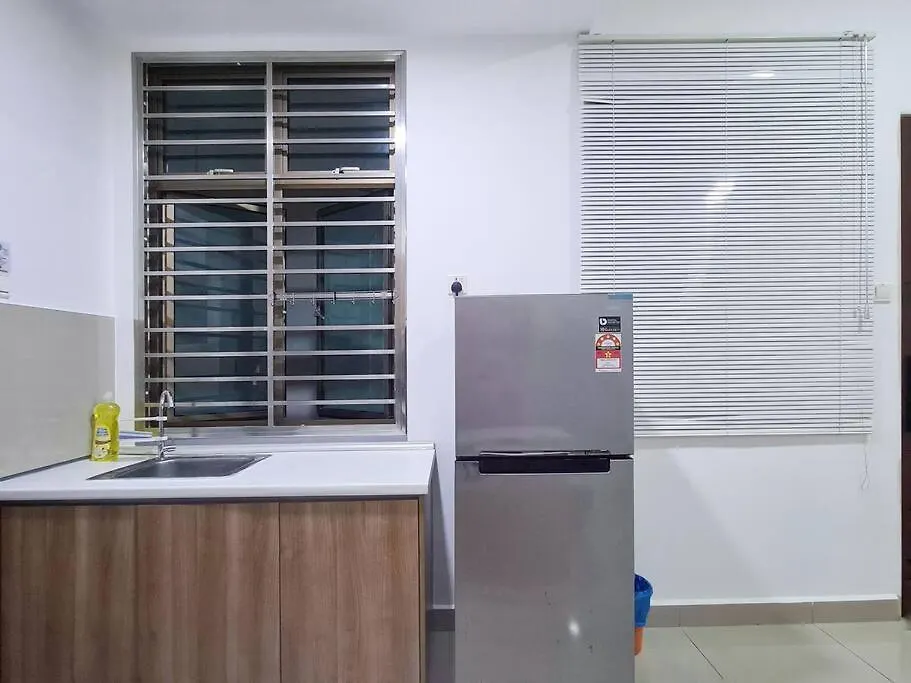Muji Studio Lake View High Floor Palazio Mount Austin By Gdragon Homestay Johor Bahru