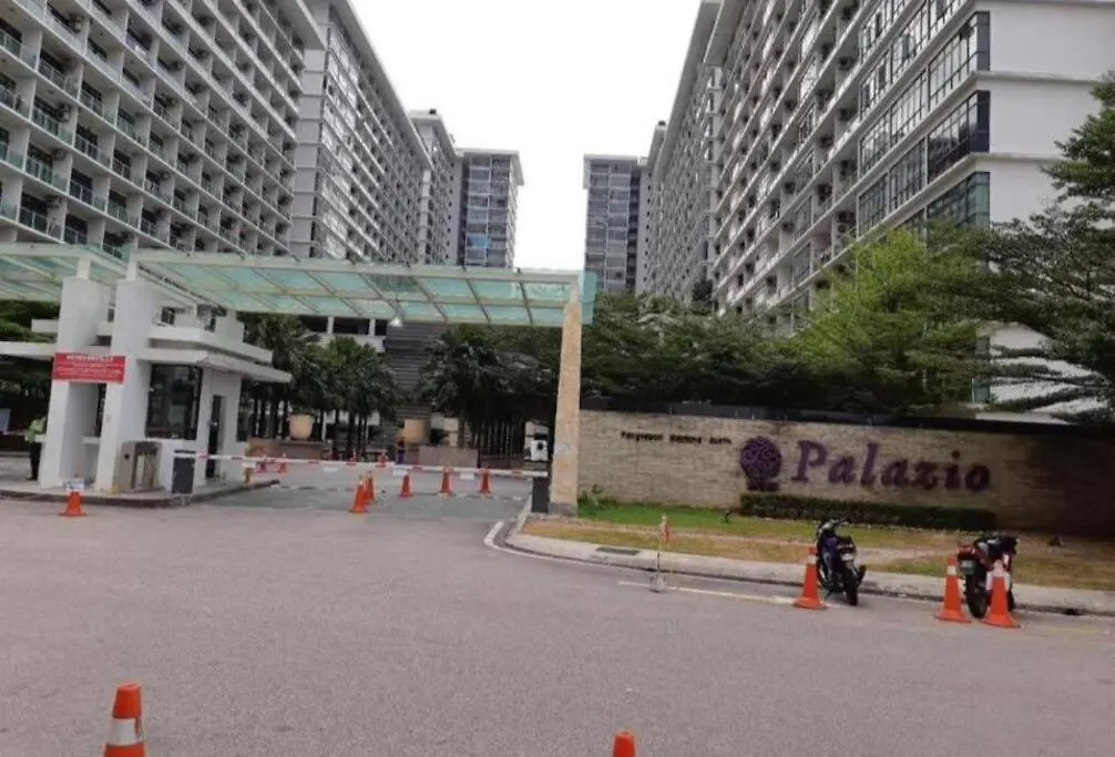 Muji Studio Lake View High Floor Palazio Mount Austin By Gdragon Homestay جوهر بهرو 0*,  ماليزيا